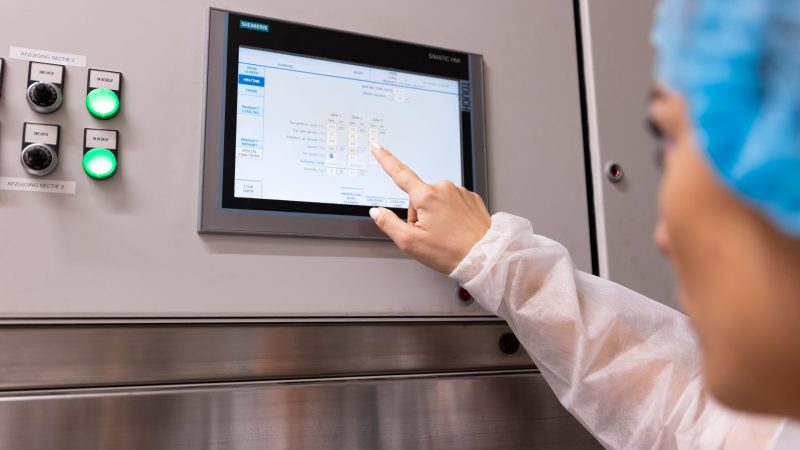 Yor-In-Poppies-Bakeries-13-10-2023-Epsilon-Studios-Ektor-Tsolodimos-31